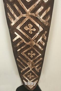 Vintage Papua New Guinea Gope Board With Finial