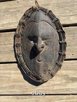 Vintage Papua New Guinea Sepic River Spirit Mask Cowrie Shell Eyes Hand Carved