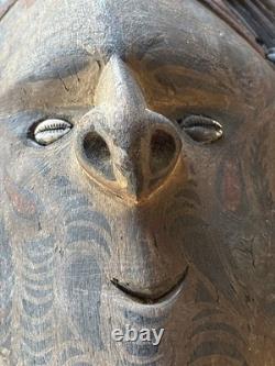 Vintage Papua New Guinea Sepic River Spirit Mask Cowrie Shell Eyes Hand Carved