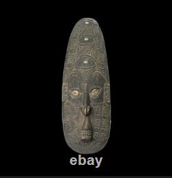 Vintage Papua New Guinea Sepik River Spirit Mask Latmul Wood And Cowrei
