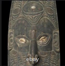 Vintage Papua New Guinea Sepik River Spirit Mask Latmul Wood And Cowrei