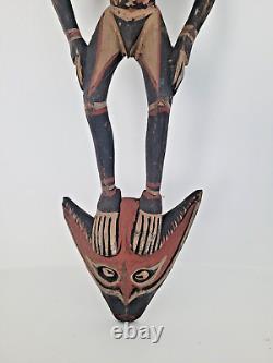 Vintage Papua New Guinea Spirit Hook Statue Carving