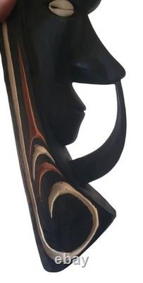 Vintage Papua New Guinea Tribal Hand-Carved Wooden Mask With Cowrie Shell Eyes A