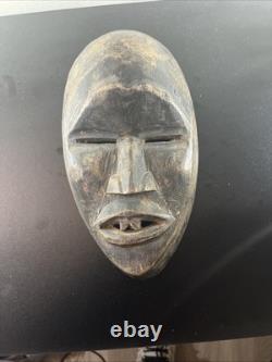 Vintage Papua New Guinea Tribal Hanging Mask