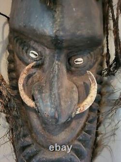 Vintage Sepik River Papua New Guinea Tribal Mask Carved Wood Art