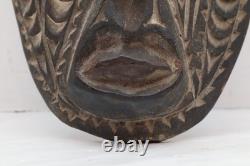 Vtg LARGE Papua New Guinea Sepik River Tribal Spirit Mask Carved Wood FIGURAL