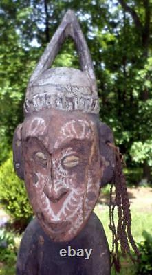 Vtg Papua New Guinea Old Sepik Region Style Spiritual Figure Kamambit Shell Eyes