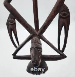 Wood Sculpture Two Figures Squatting Position Tribal Papua New Guinea 8x22