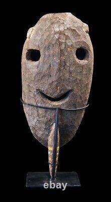 Yena figure, waskuk hills, kwoma, oceanic art, art océanien, Papua New Guinea