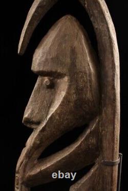 Yipwon cult figure, karawari river, papua new guinea, oceanic art, art océanien