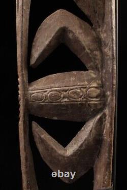 Yipwon cult figure, karawari river, papua new guinea, oceanic art, art océanien