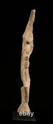 Yipwon cult figure, karawari river, papua new guinea, oceanic art, art océanien