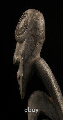 Yipwon cult figure, karawari river, papua new guinea, oceanic art, art océanien