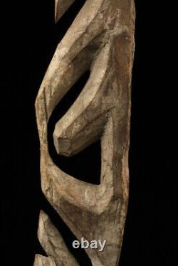 Yipwon cult figure, karawari river, papua new guinea, oceanic art, art océanien