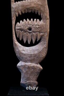 Yipwon cult figure, karawari river, papua new guinea, oceanic art, primitive art